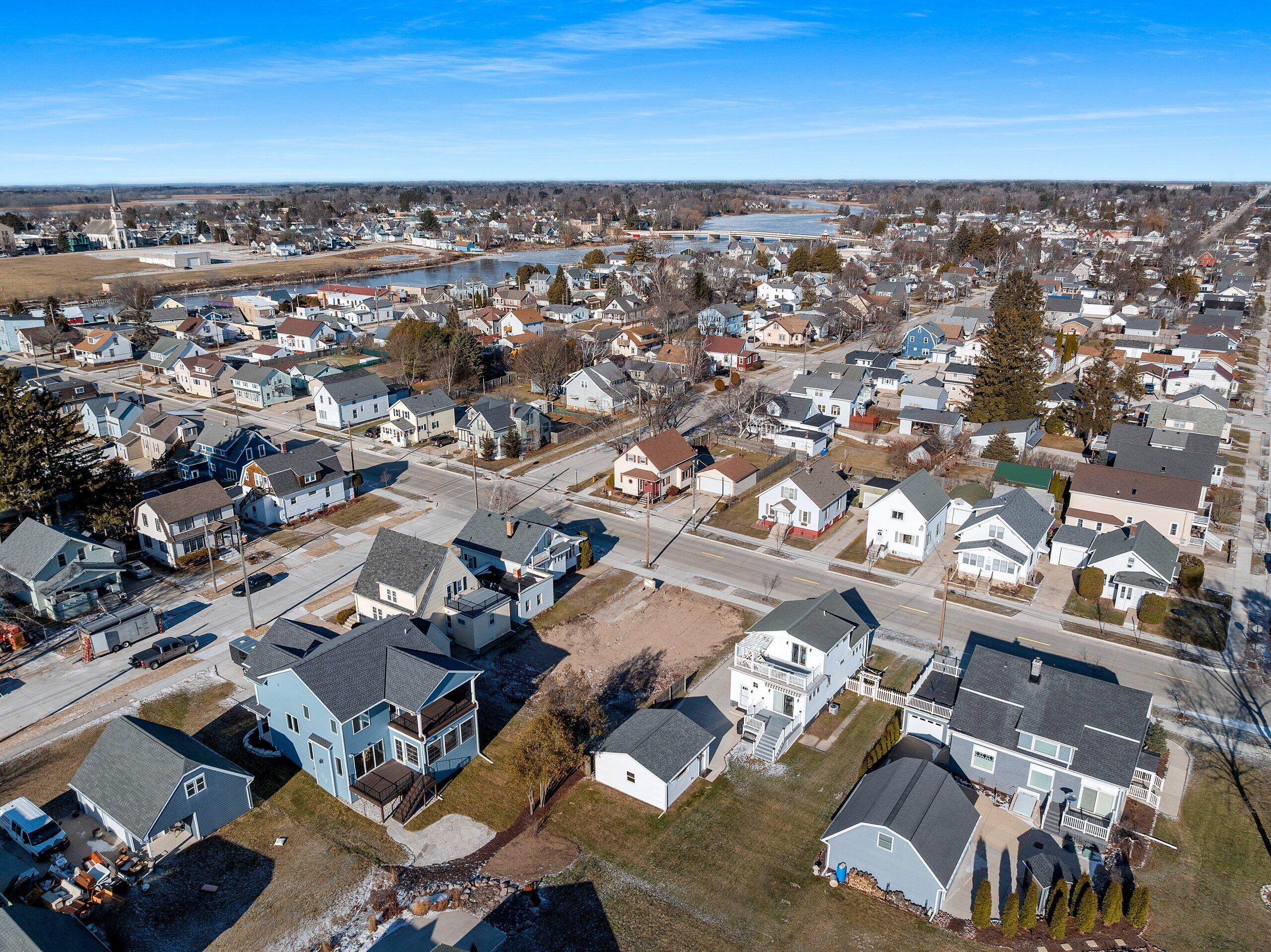 911 17th Street Two Rivers, WI 54241 - Photo 10 of 15 Drone 24.JPG-SMALL