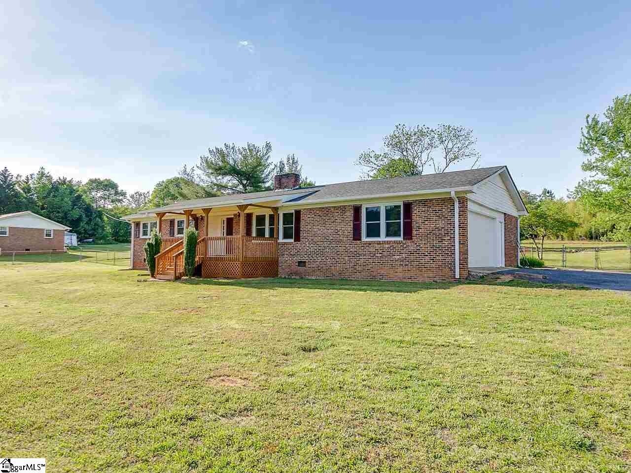 310 State Rd S-42-9756 Inman, SC 29349 - Photo 2 of 26