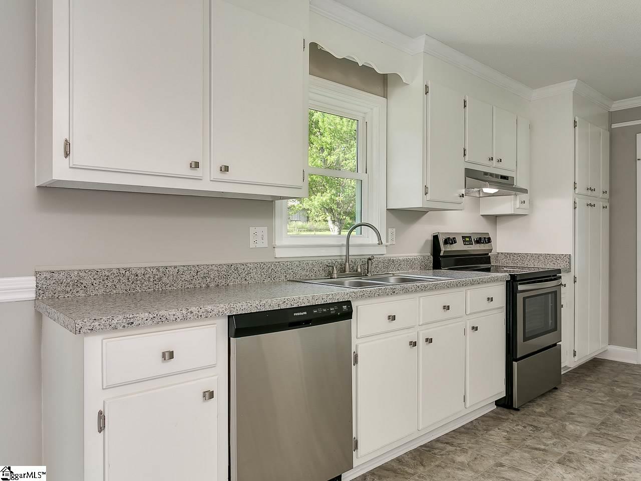 310 State Rd S-42-9756 Inman, SC 29349 - Photo 12 of 26