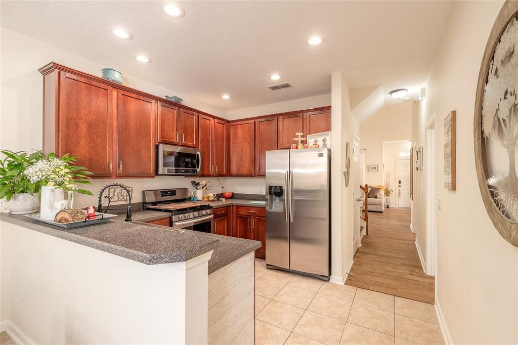 225 Endicott Way Deland, FL 32724 - Photo 13 of 54