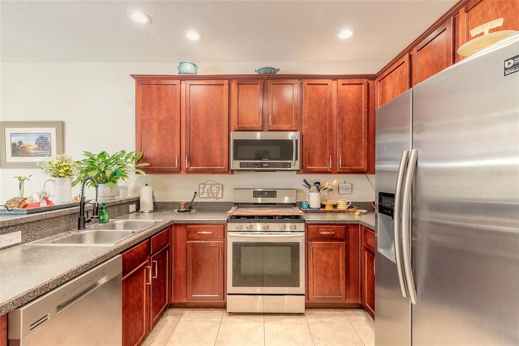 225 Endicott Way Deland, FL 32724 - Photo 14 of 54