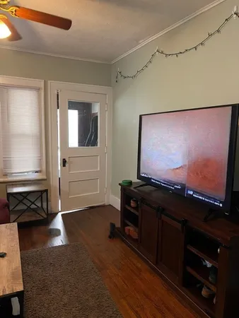 $1,900 | 21 Morningside Park, Rochester, NY 14607