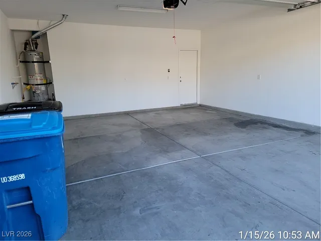 $2,200 | 2924 Gaffer Film Street, Las Vegas, NV 89156