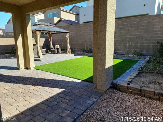 $2,200 | 2924 Gaffer Film Street, Las Vegas, NV 89156