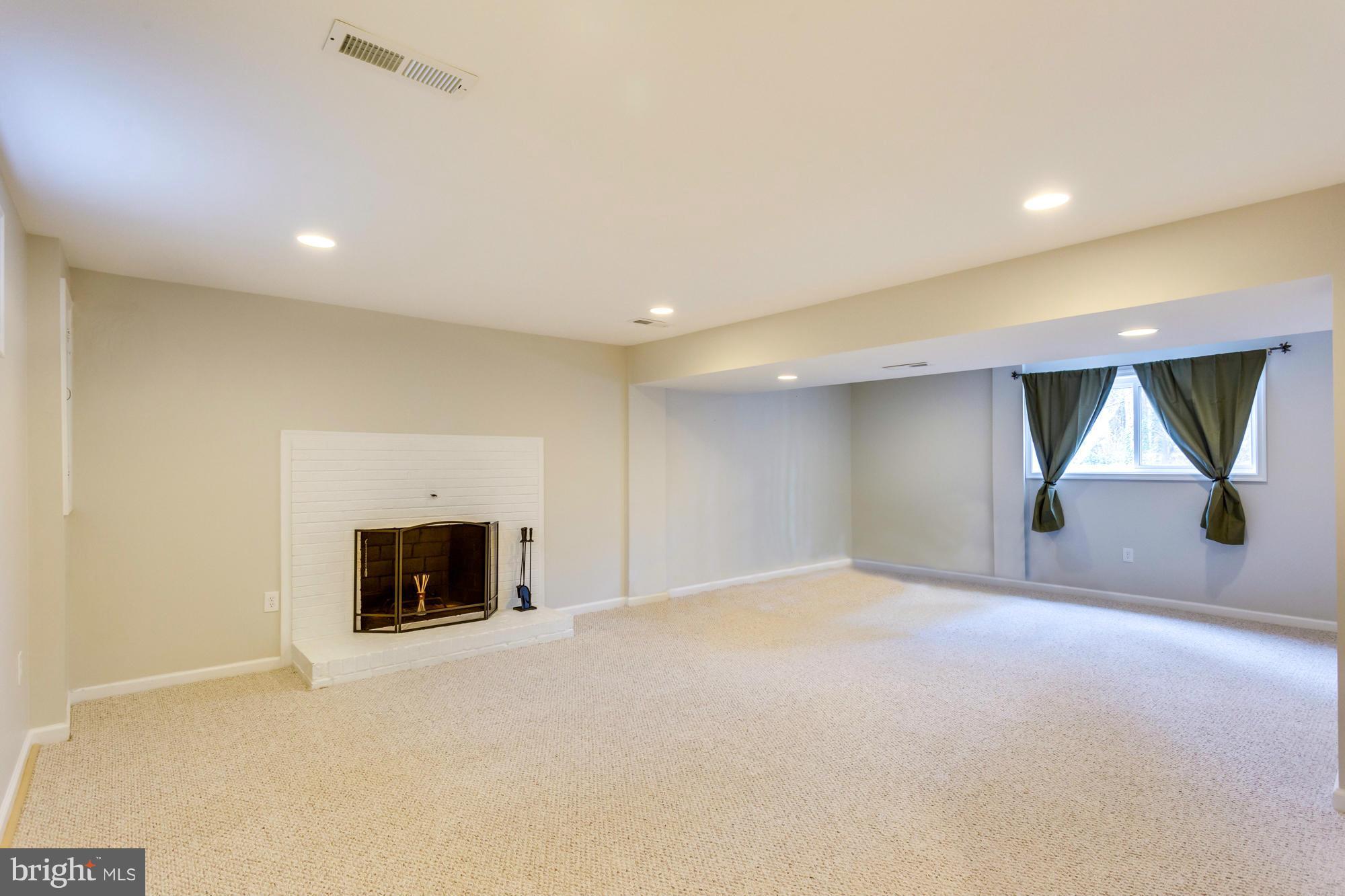 9014 Buckner Road Alexandria, VA 22309 - Photo 23 of 30 Family Room