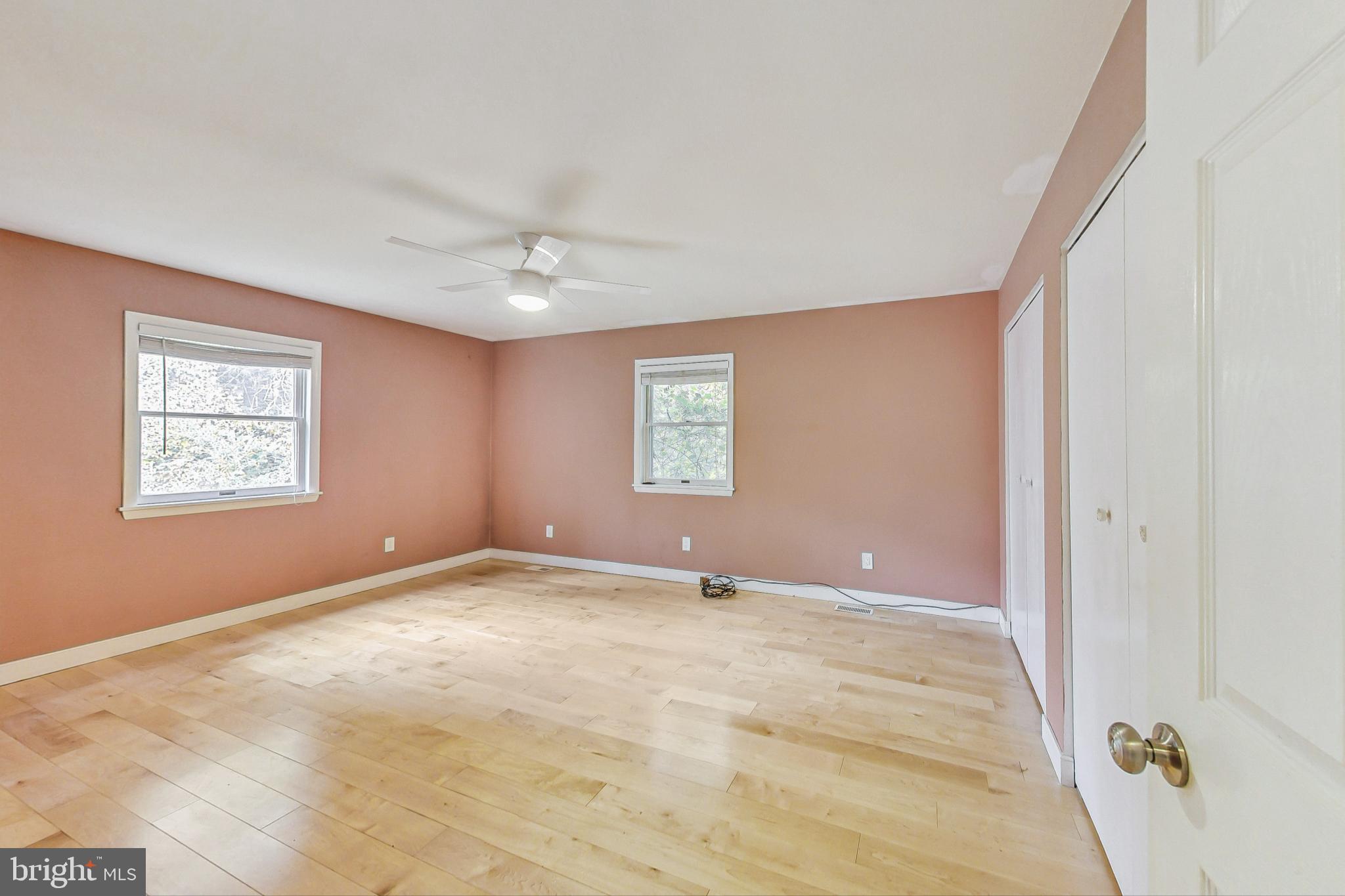 412 Walnut Drive Annapolis, MD 21403 - Photo 15 of 42 a view of an empty room with a window