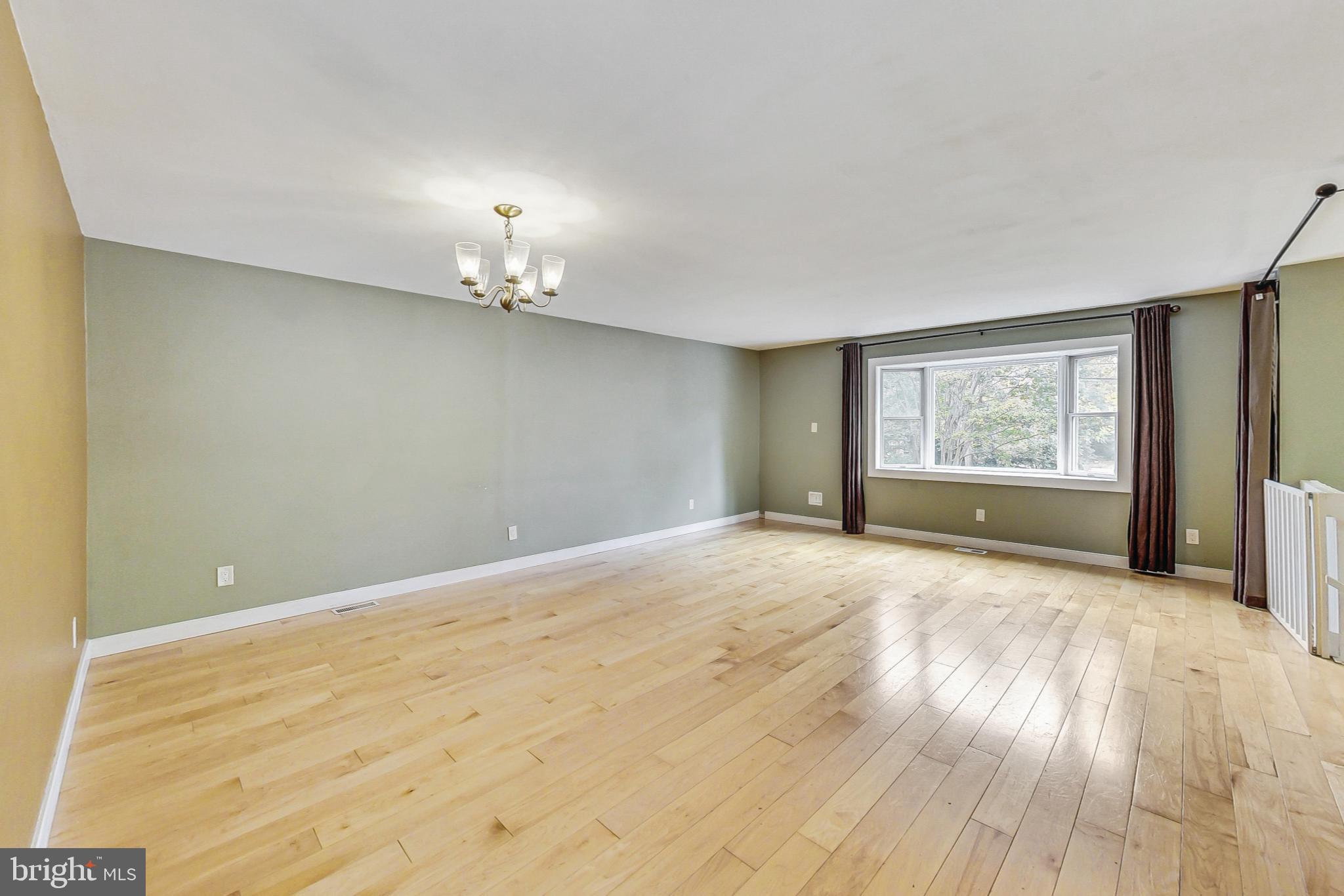412 Walnut Drive Annapolis, MD 21403 - Photo 6 of 42 a view of an empty room with a window