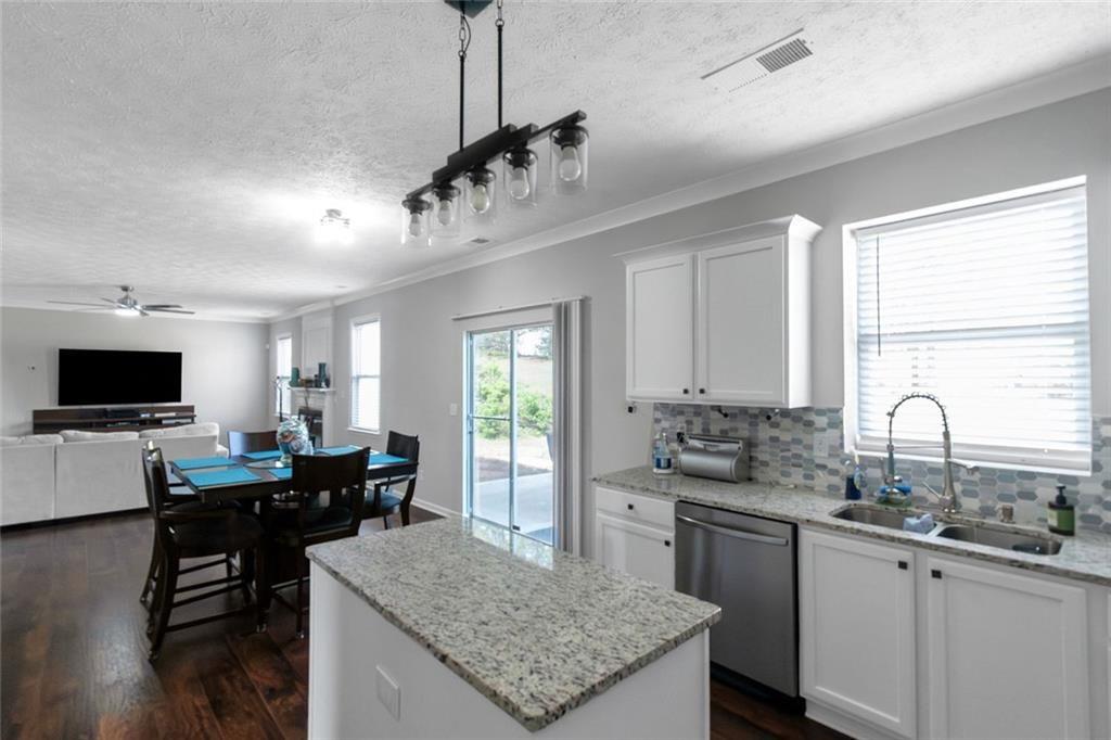 3152 Spruce Way Atlanta, GA 30349 - Photo 14 of 42