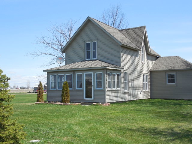 4336 North Loomis Road Mount Pleasant, MI 48858 - Photo 1 of 19 1796414.JPG