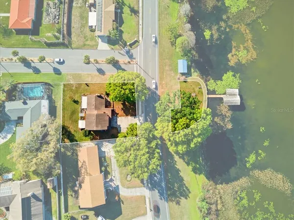 $450,000 | 1202 Lake Ariana Boulevard, Auburndale, FL 33823
