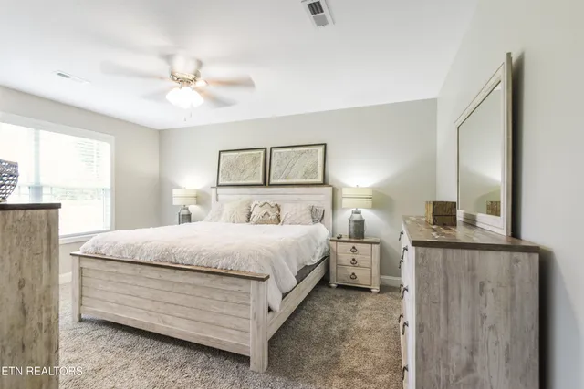 $375,900 | 711 Stowers Drive, Corryton, TN 37721