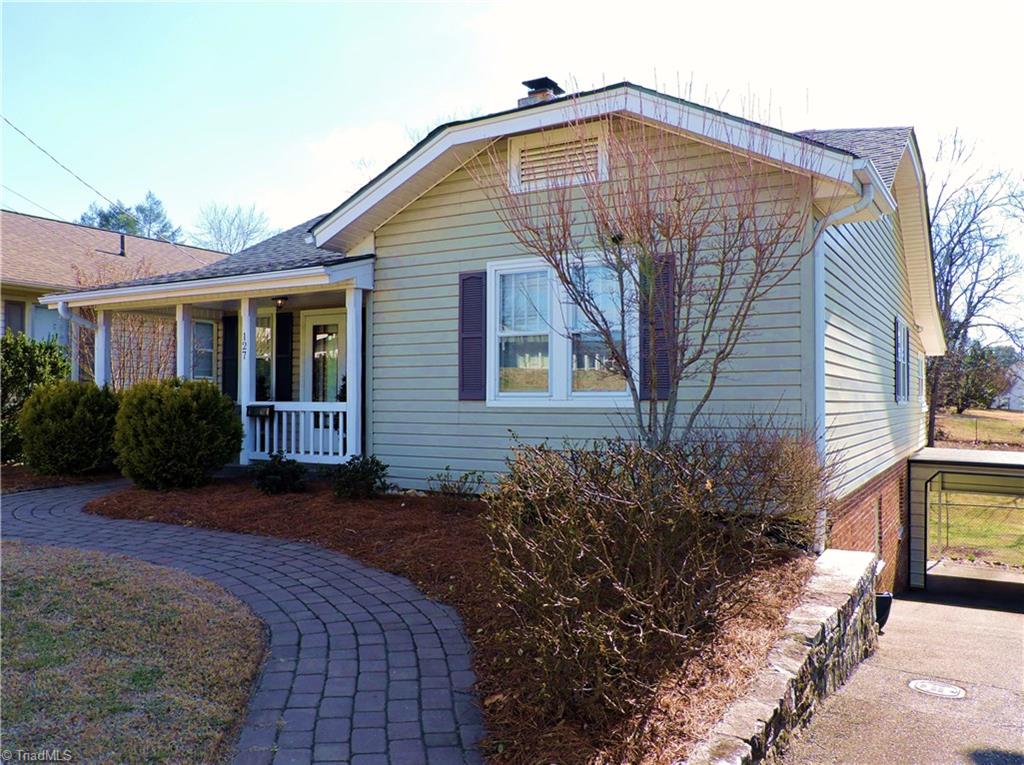 127 Country Club Road Mount Airy, NC 27030 - Photo 2 of 30 Gallery Image 2