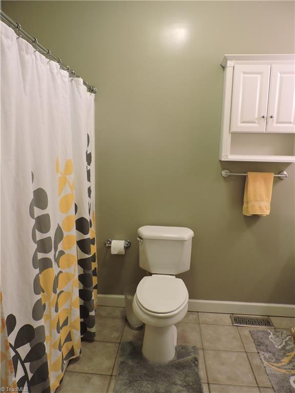 127 Country Club Road Mount Airy, NC 27030 - Photo 22 of 30 Gallery Image 22