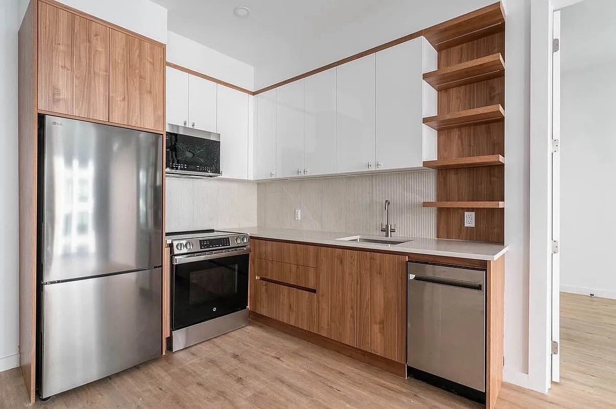 161 Lenox Road, Unit 512 Brooklyn, NY 11226 - Photo 4 of 13
