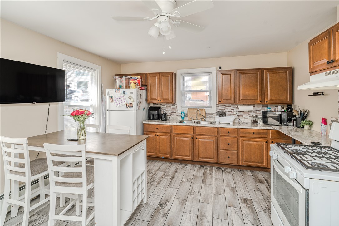 54 Spring Street Lincoln, RI 02838 - Photo 24 of 28