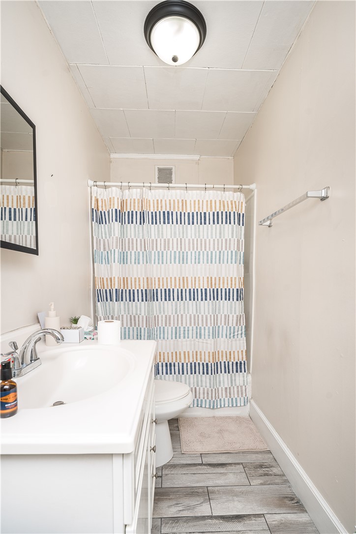 54 Spring Street Lincoln, RI 02838 - Photo 7 of 28