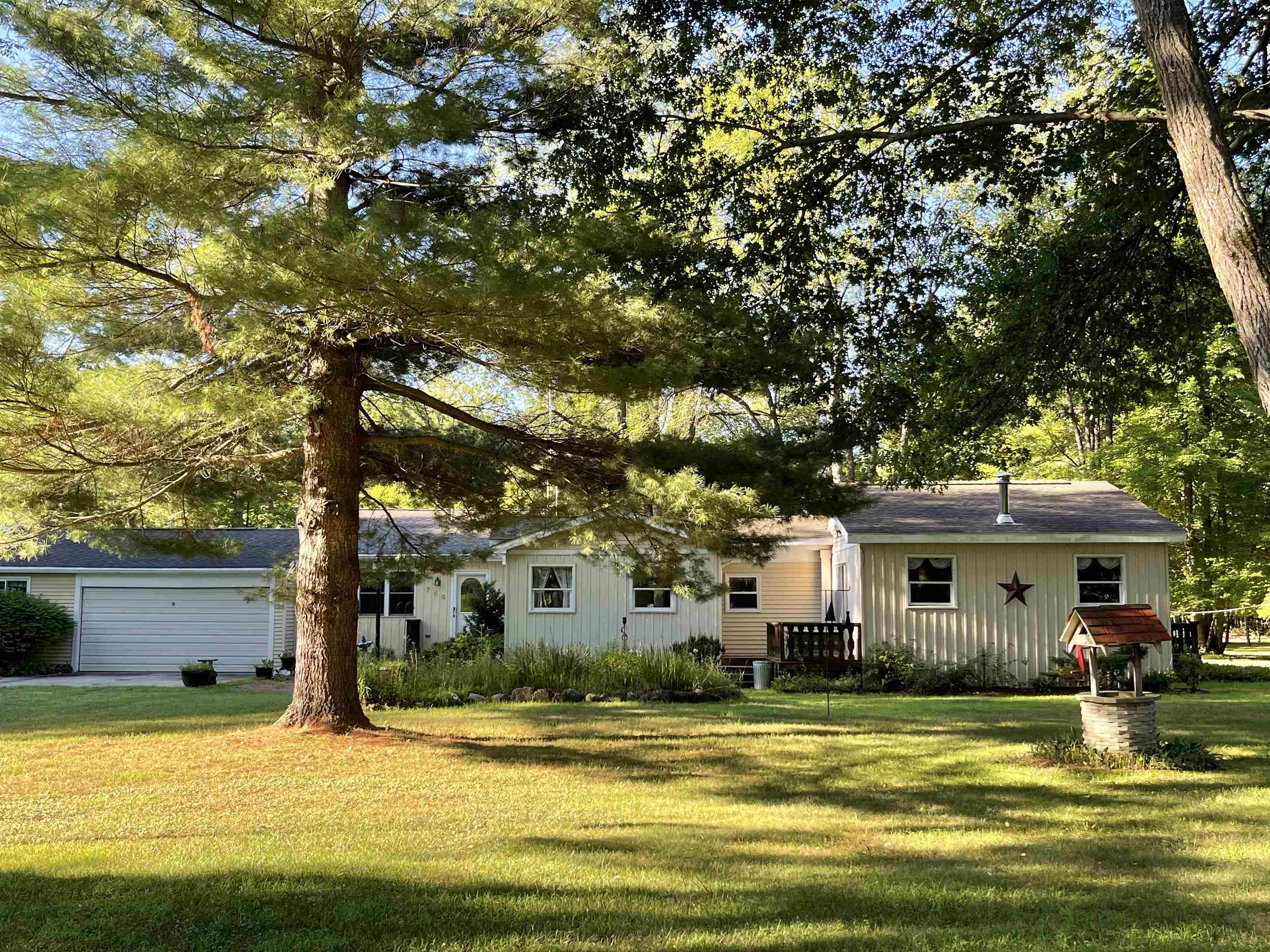 755 Weber Road Gladwin, MI 48624 - Photo 1 of 90 1903685.JPG