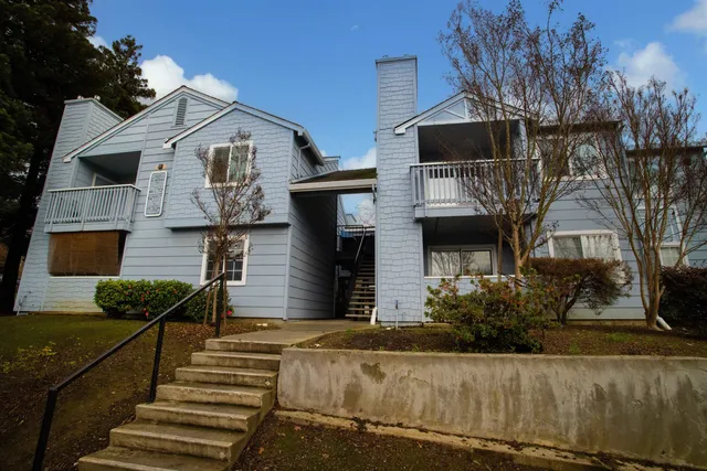 $2,400 | 165 Lighthouse Drive, Vallejo, CA 94590