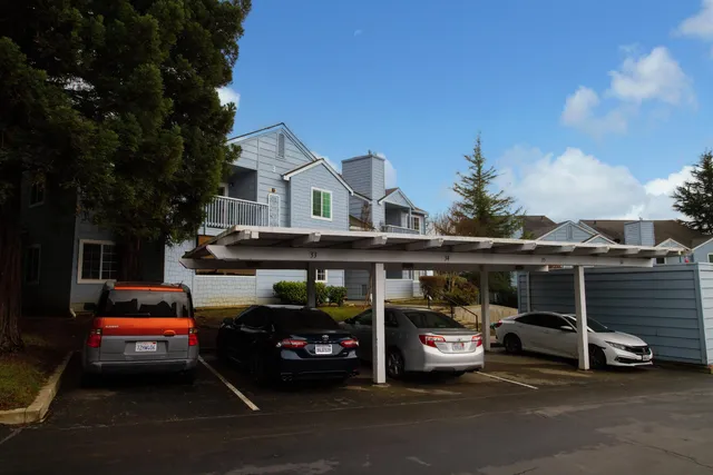 $2,400 | 165 Lighthouse Drive, Vallejo, CA 94590