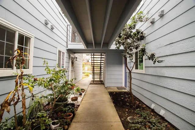 $2,400 | 165 Lighthouse Drive, Vallejo, CA 94590