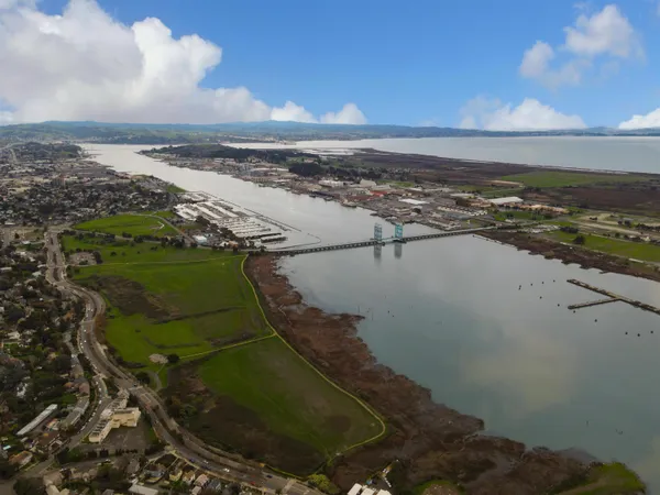 $2,400 | 165 Lighthouse Drive, Vallejo, CA 94590