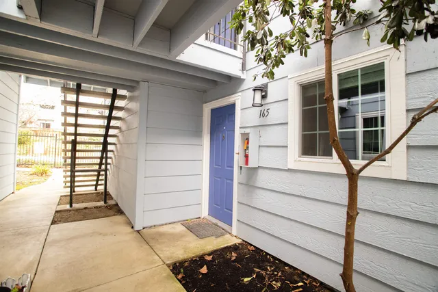 $2,400 | 165 Lighthouse Drive, Vallejo, CA 94590