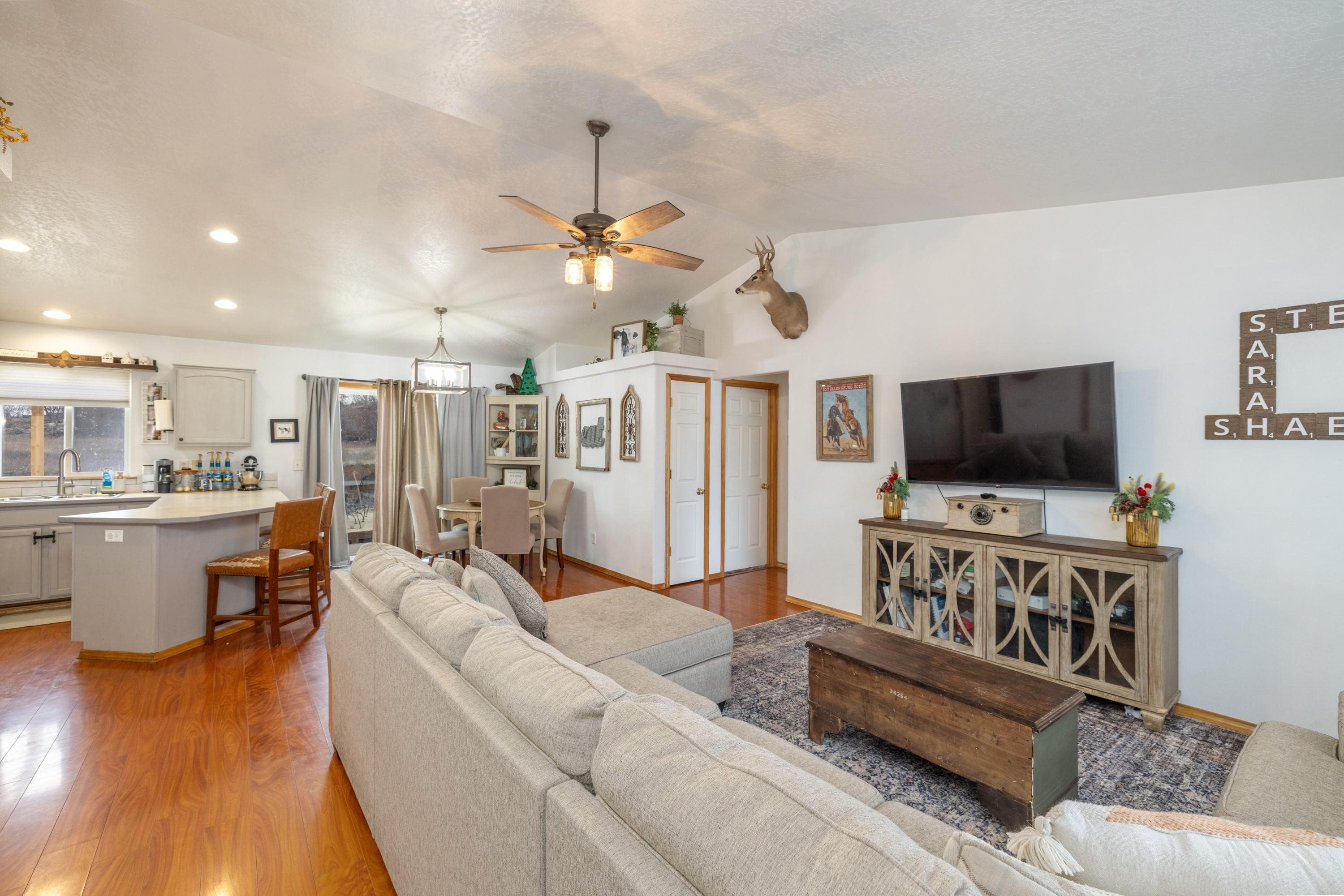 3104 Silverthorn Lane Cheney, WA 99004 - Photo 7 of 29