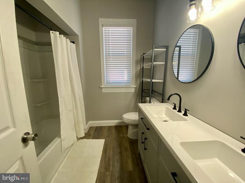 101 Glen Street, Unit 8 Chambersburg, PA 17201 - Photo 4 of 9 Full Bath