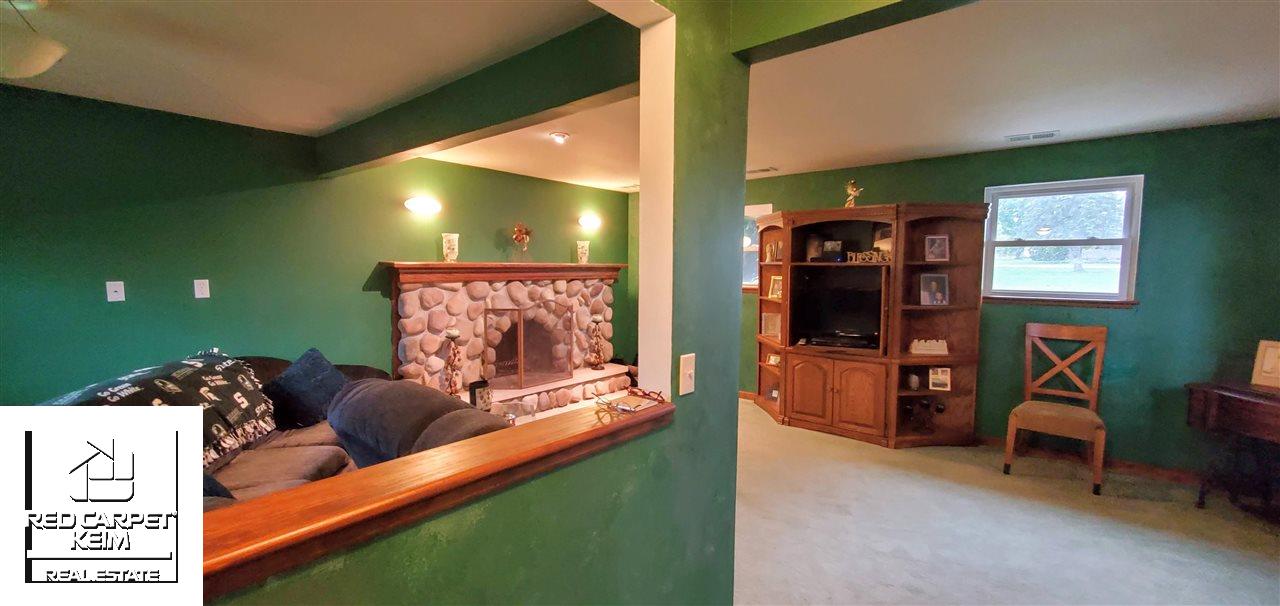 7151 East Carpenter Road Davison, MI 48423 - Photo 9 of 25 50057785-8.JPG