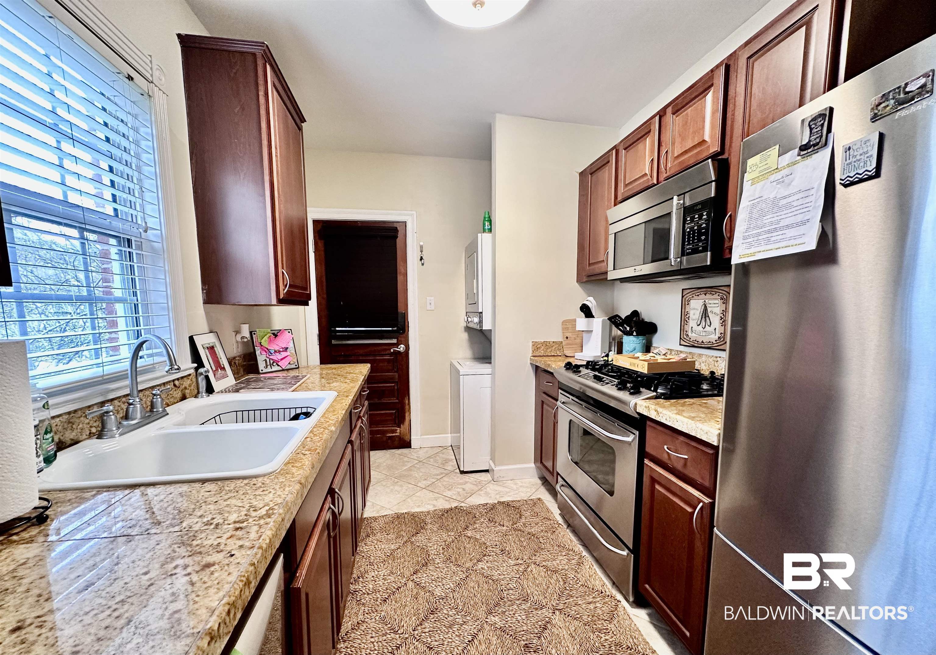 214 Upham Street, Unit 17D Mobile, AL 36607 - Photo 16 of 32