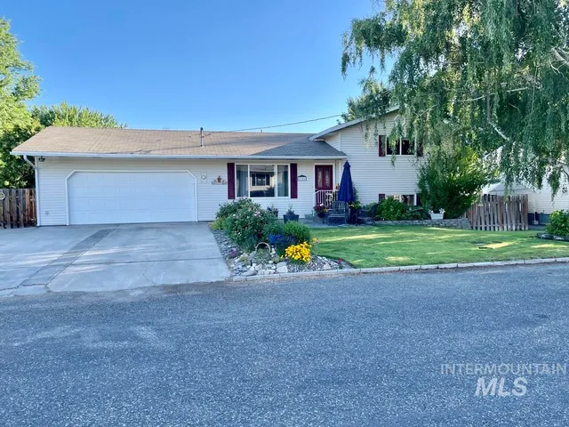 $435,000 | 2321 Rolling Hills Drive, Clarkston, WA 99403