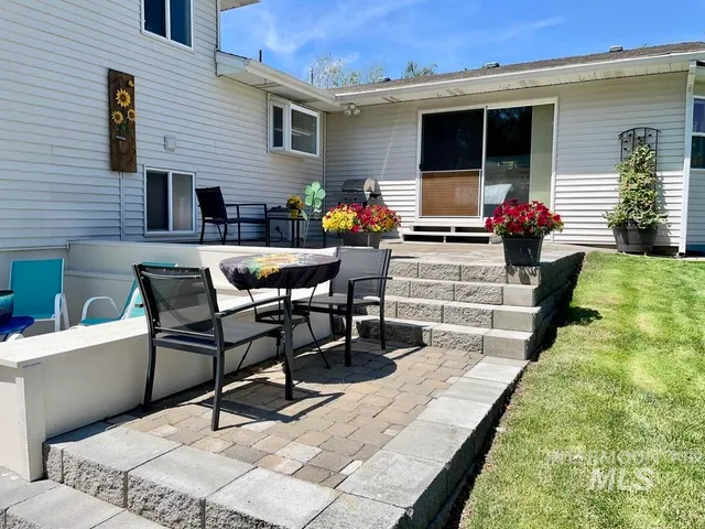 $435,000 | 2321 Rolling Hills Drive, Clarkston, WA 99403