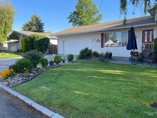 $435,000 | 2321 Rolling Hills Drive, Clarkston, WA 99403