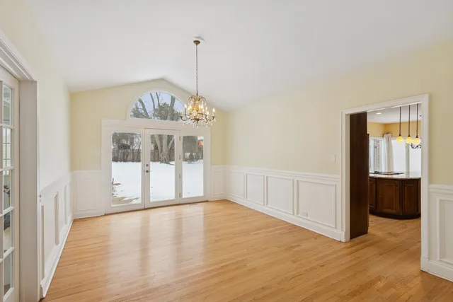 $6,000 | 5523 South Garfield Street, Hinsdale, IL 60521