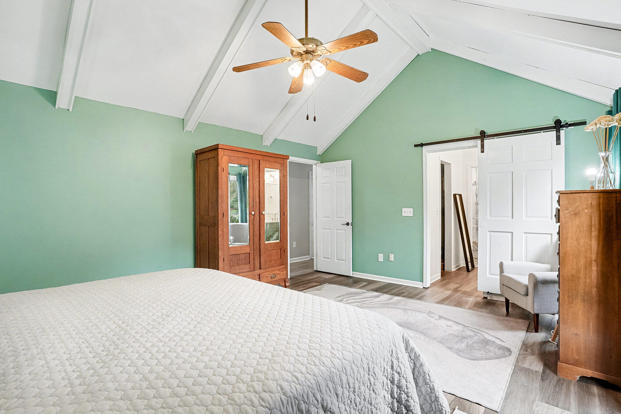 1092 Stonehenge Drive Hanahan, SC 29410 - Photo 14 of 34 1092 Stonehenge Primary