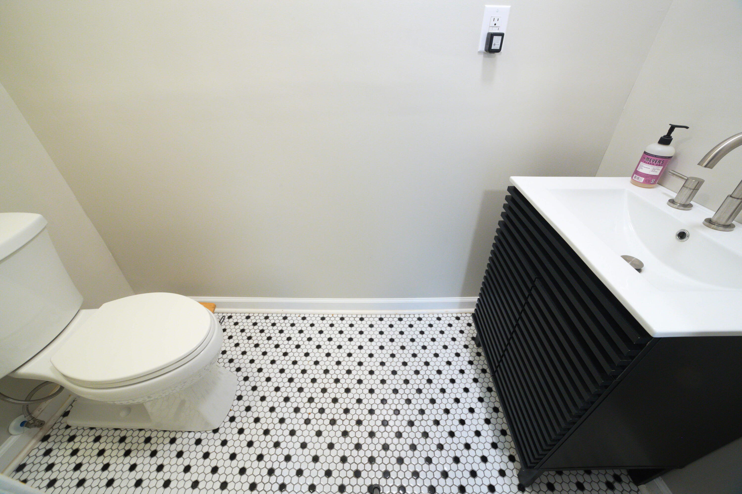 1092 Stonehenge Drive Hanahan, SC 29410 - Photo 24 of 34 Upstairs Powder Room