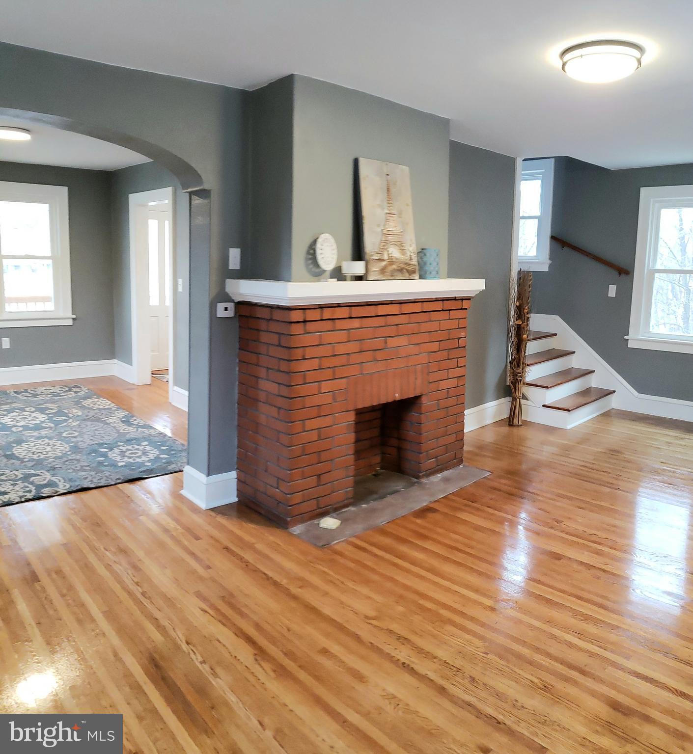 406 Davidson Street Cumberland, MD 21502 - Photo 3 of 36