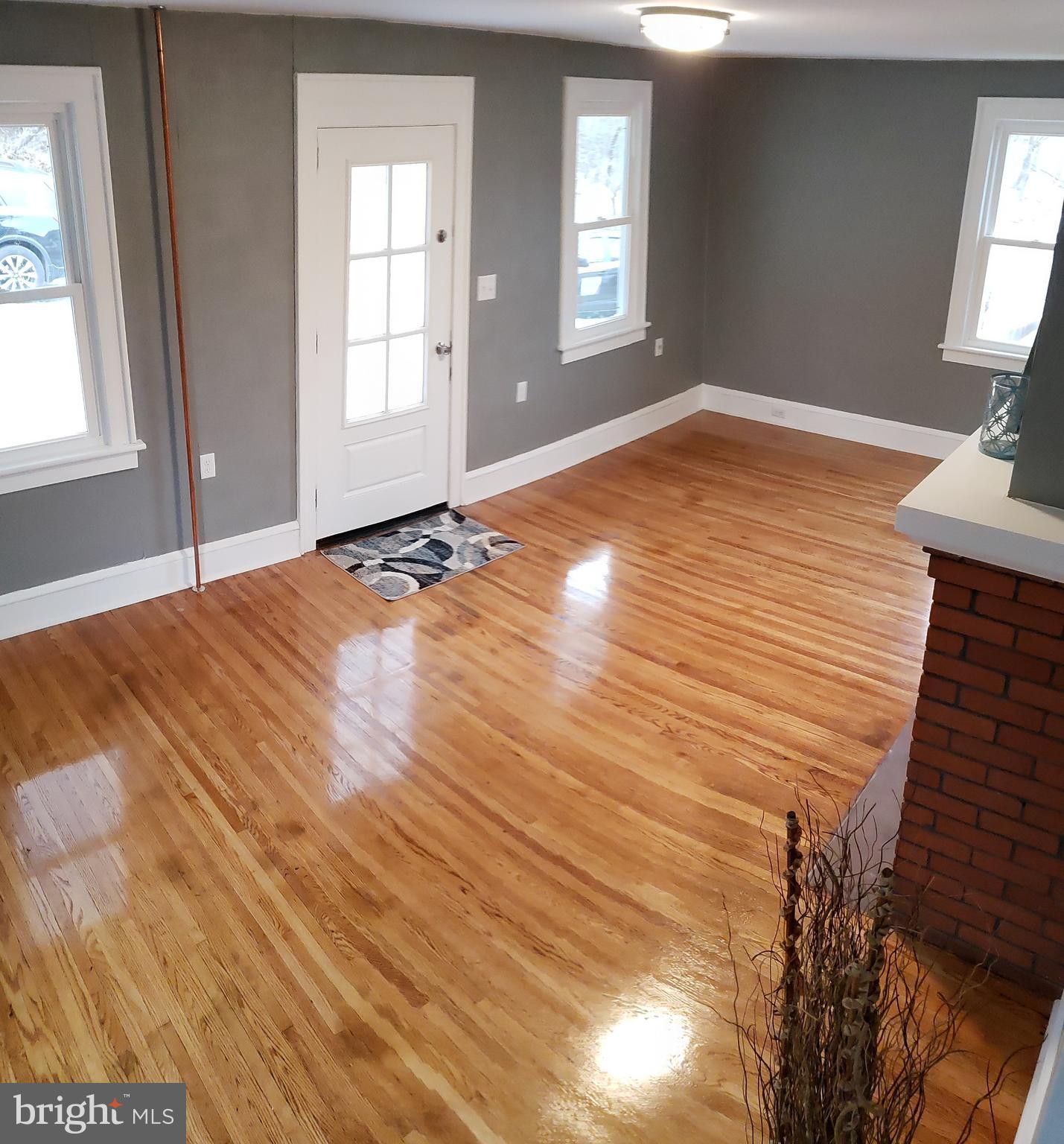 406 Davidson Street Cumberland, MD 21502 - Photo 8 of 36