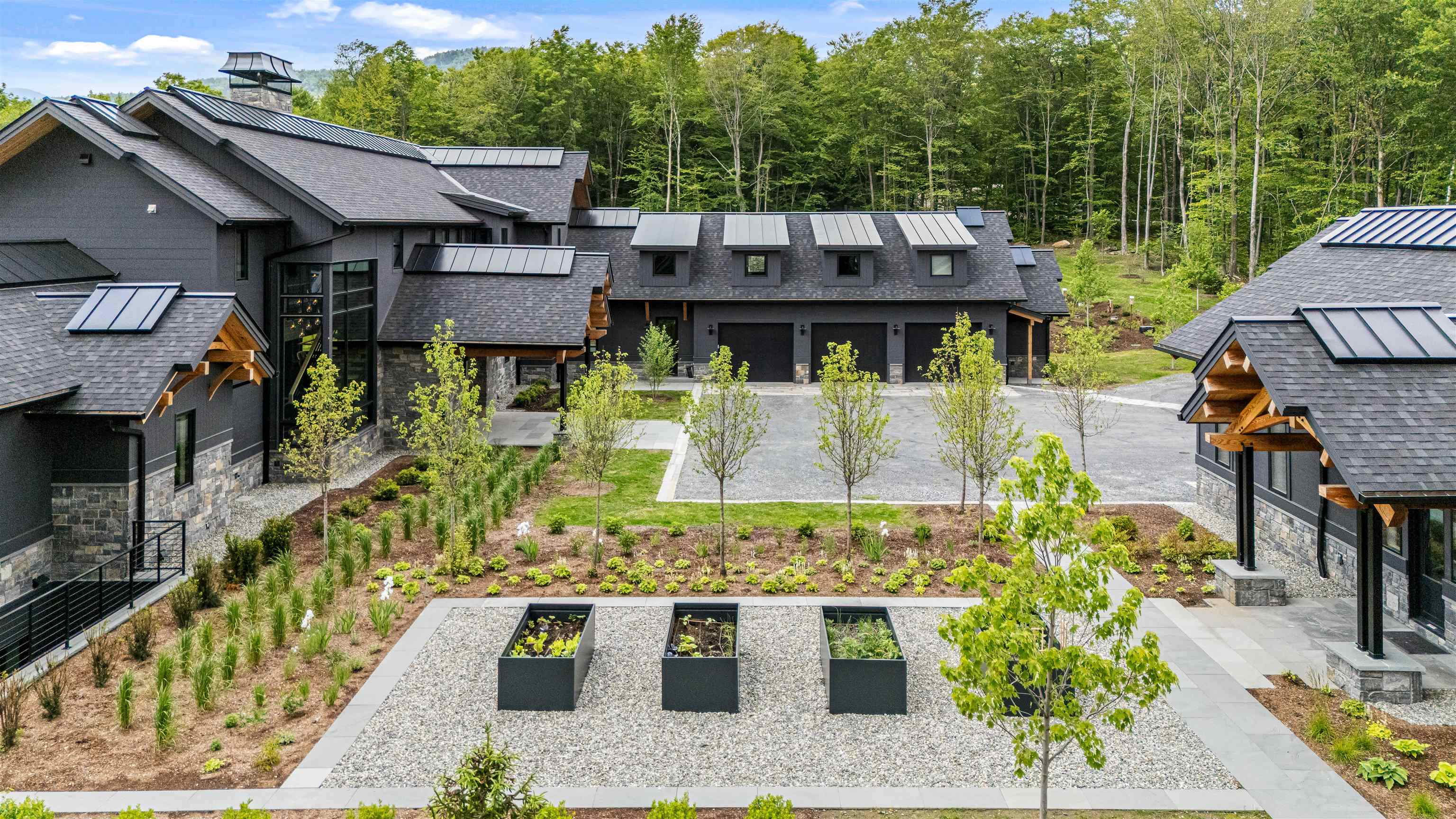 1084 Wade Pasture Road Stowe, VT 05672 - Photo 14 of 60
