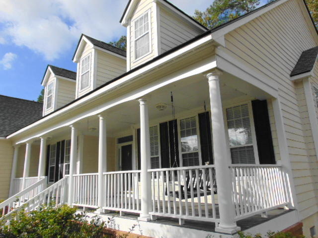 4020 Plantation House Road Summerville, SC 29485 - Photo 25 of 60 SHADED FRONTPORCH