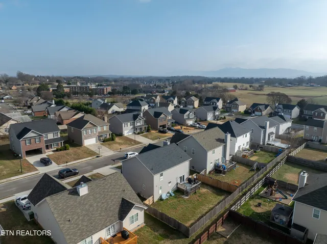 $449,900 | 321 Caboose Lane, Maryville, TN 37804