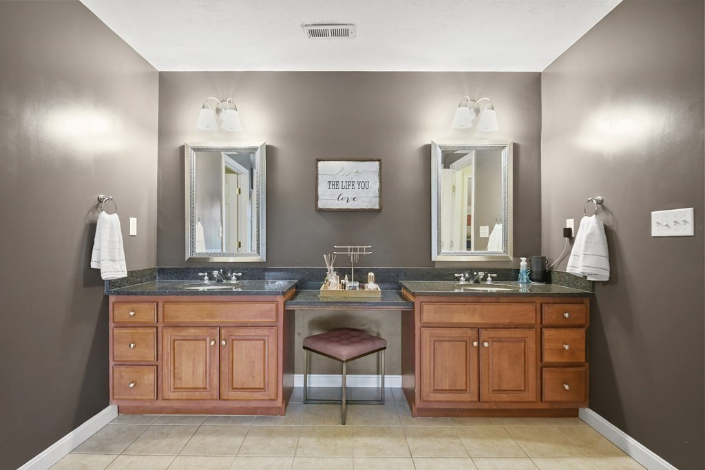 7 Hilltop Drive Douglas, MA 01516 - Photo 30 of 42