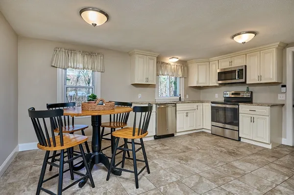 $459,000 | 1072 Stony Hill Road, Wilbraham, MA 01095