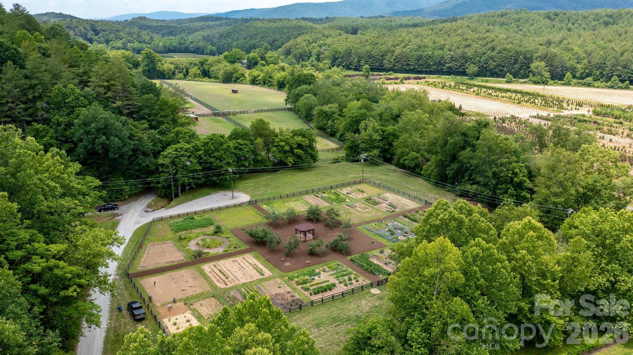 4420 Walnut Ridge Drive Lenoir, NC 28645 - Photo 20 of 32