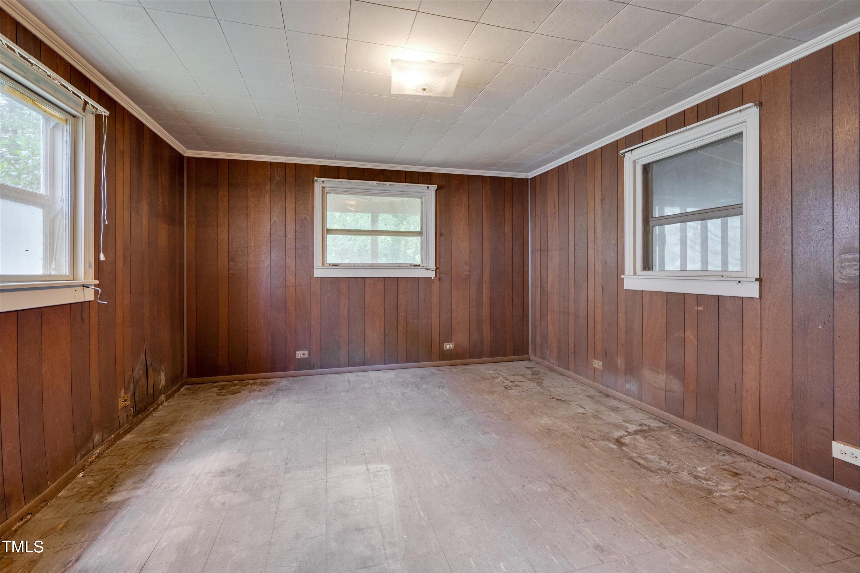 2421 Farthing Street Durham, NC 27704 - Photo 24 of 31 an empty room with windows