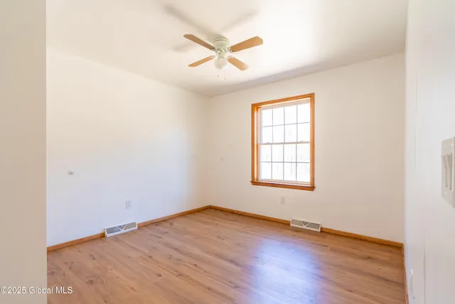 $2,800 | 4817 Ny-50, Gansevoort, NY 12831