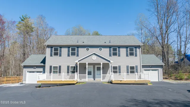 $2,800 | 4817 Ny-50, Gansevoort, NY 12831