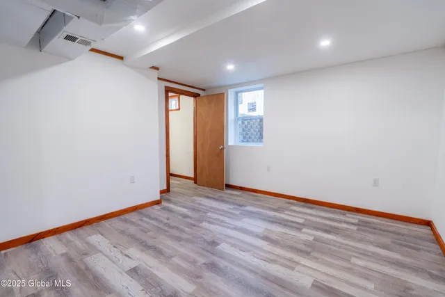 $2,800 | 4817 Ny-50, Gansevoort, NY 12831