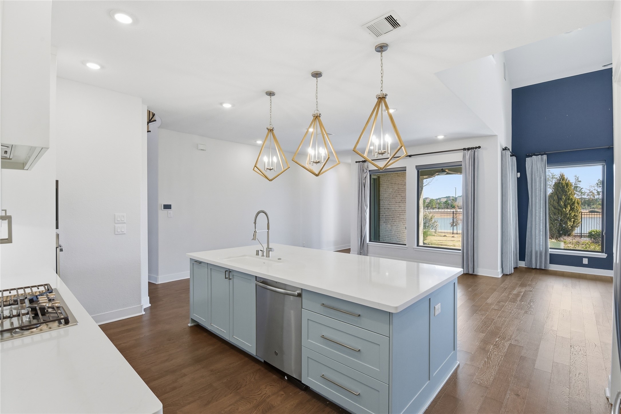 15314 Viviente Drive Conroe, TX 77302 - Photo 18 of 50