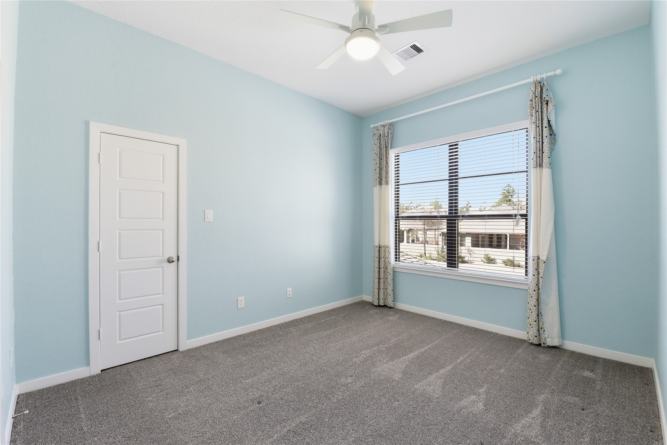 15314 Viviente Drive Conroe, TX 77302 - Photo 41 of 50